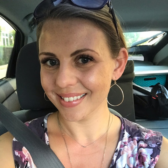 Meet your Posher, Sara - Picture 8 of 10